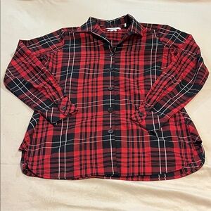 Foxcroft wrinkle free Red and Black Plaid Button Down Shirt